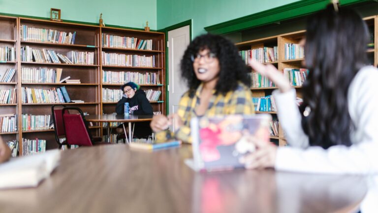 Master psychologie Clermont-Ferrand : 7 parcours pour s&rsquo;orienter