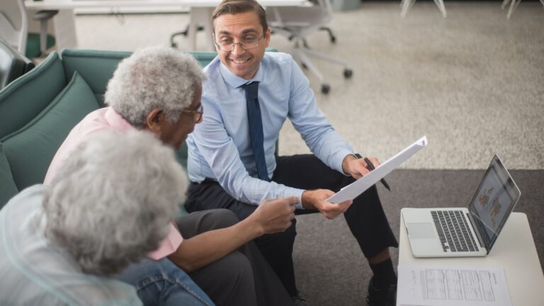 Formation conseiller patrimoine : critères pour choisir votre cursus